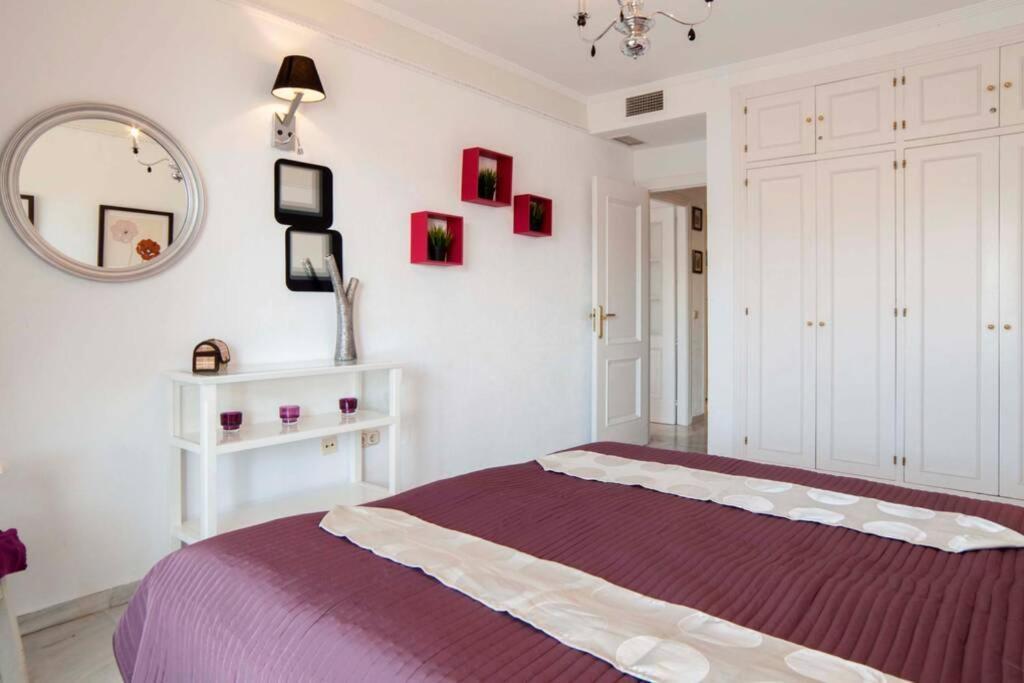 Fuengirola , Beach, Centre ,Balcony With Seaview, For 4 Persons Exterior photo