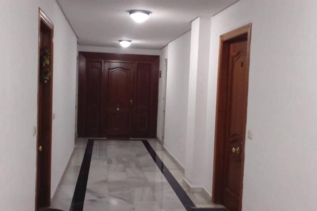 Fuengirola , Beach, Centre ,Balcony With Seaview, For 4 Persons Exterior photo