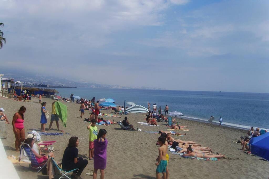 Fuengirola , Beach, Centre ,Balcony With Seaview, For 4 Persons Exterior photo