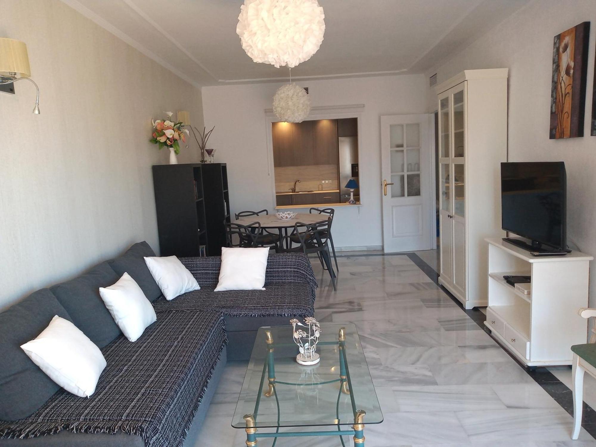 Fuengirola , Beach, Centre ,Balcony With Seaview, For 4 Persons Exterior photo